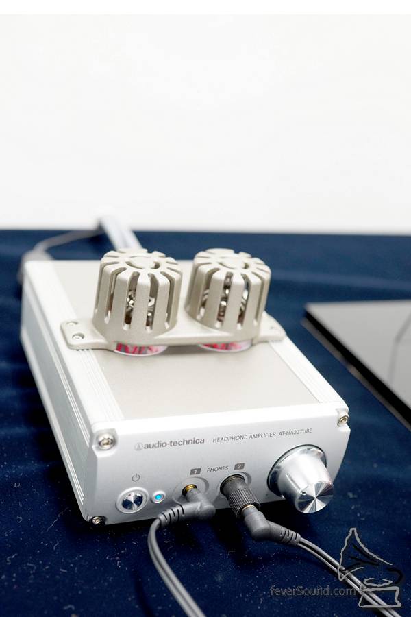 Audio Technica AT-HA22TUBE 膽石耳擴,功能只係一部純耳擴,機身用全金屬製,定價 $50,400 日圓。