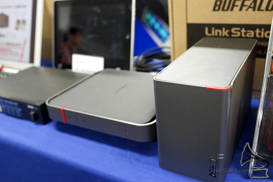 播 DSD 專用的 Buffalo NAS LS421D0402P,唔知係唔係會穩定啲呢?