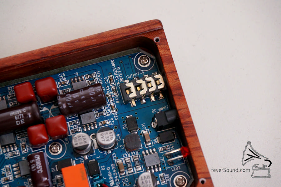3.5mm 4pin mini jack 全平衡輸出
