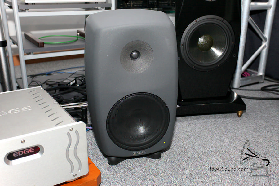 Genelec 的有源喇叭現用作家庭影院用途。