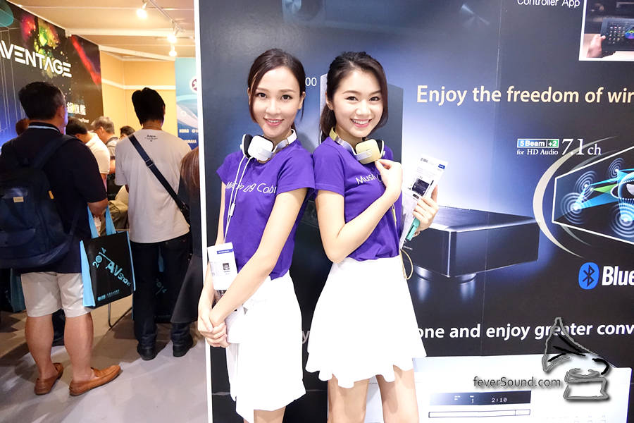 Yamaha:Vanessa (左) / Emily (右)