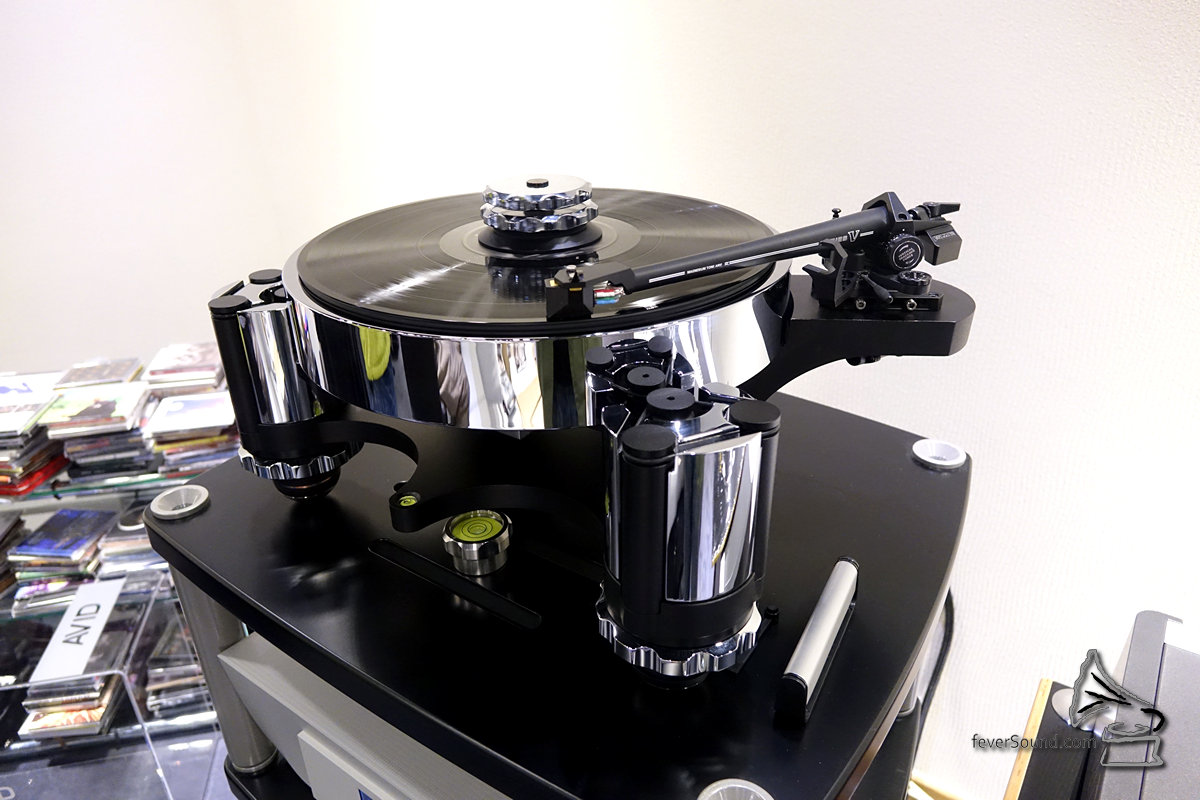 AVID Acutus Reference SP Turntable