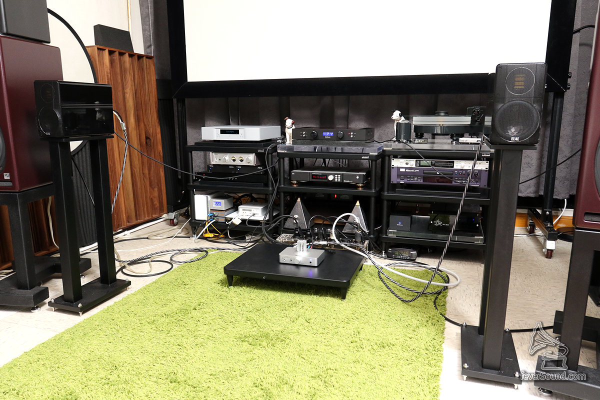 推動 4ohms 的 ELAC BS312
