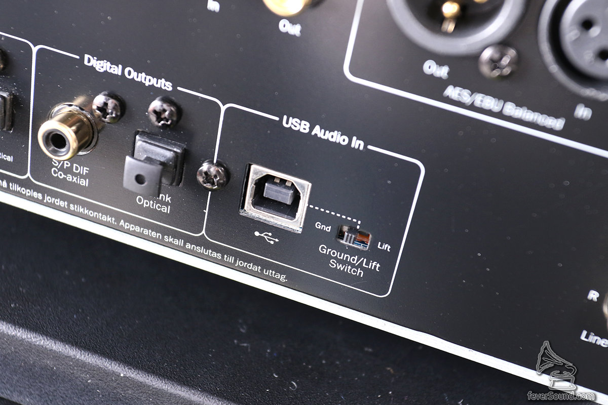 USB 也有分「飛」地減少來自電腦端的干擾。建議用「Lift」