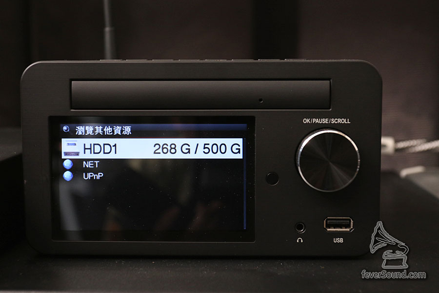 借試器材內置了 500GB 硬碟