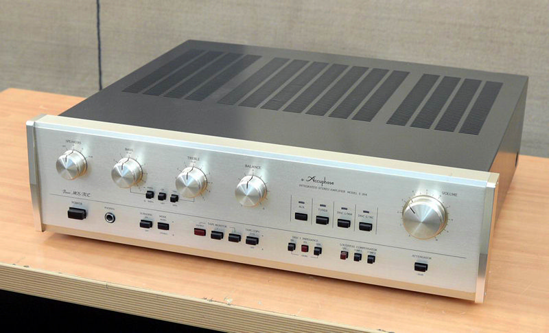 accuphase e204