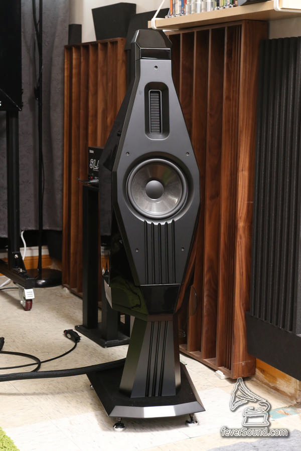 Violin SE HK$73,000