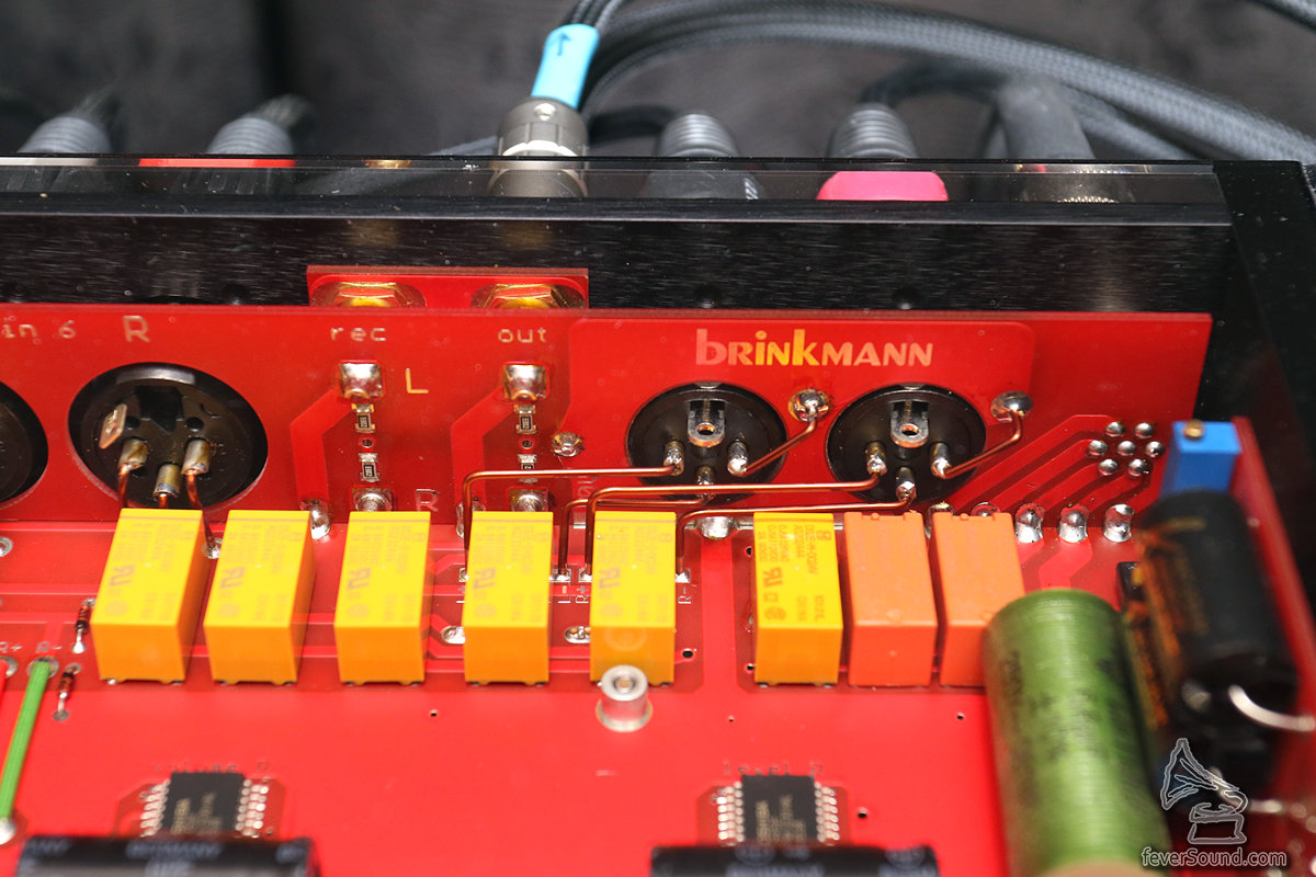 CD6A4282
