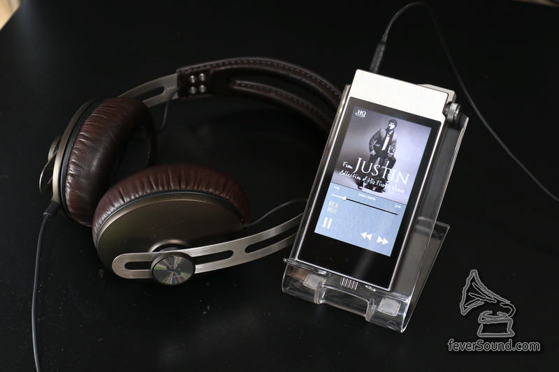 AK100 II 推動 Sennheiser Momentun On Ear
