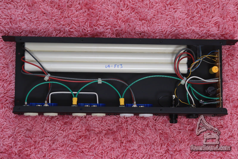 CLS-809 內部