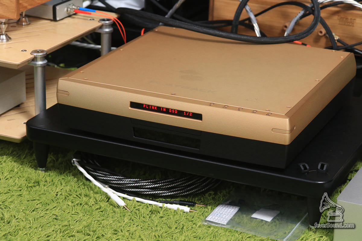 CD6A8946