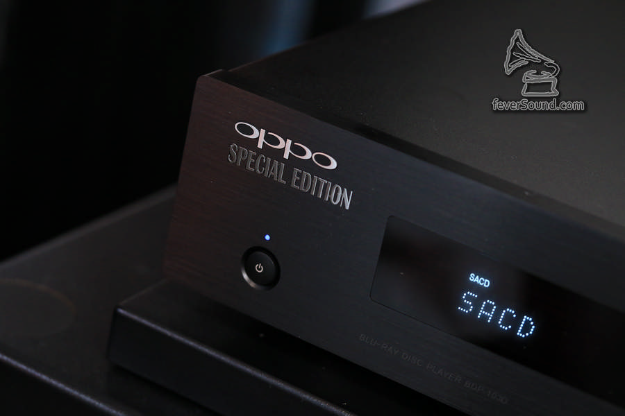 特別版在「OPPO」字樣下方加上「Special Edition」