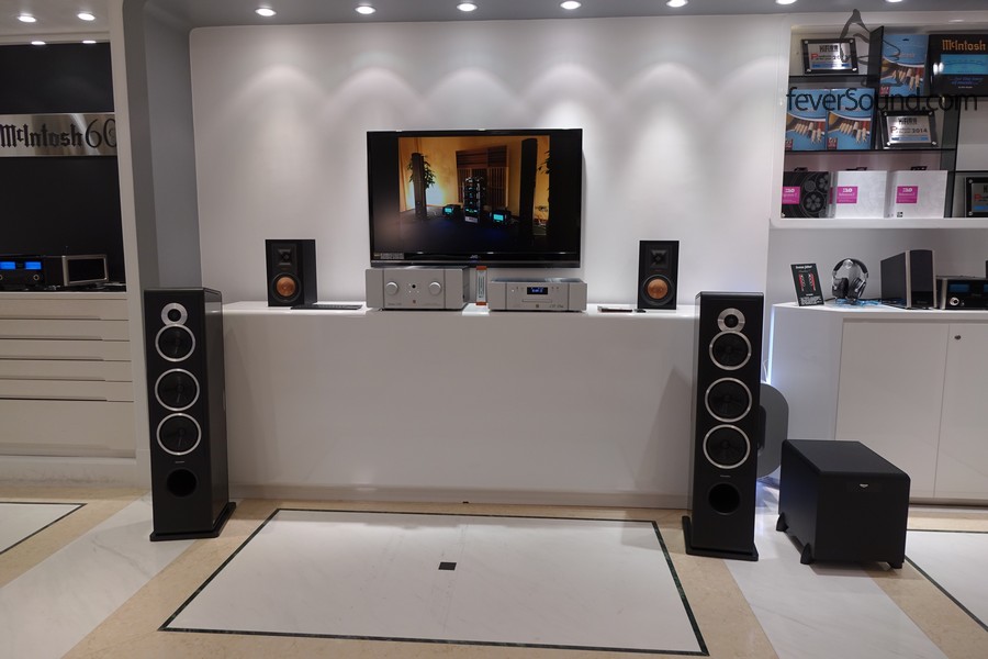 試音室外面還有一套 Unison Research 的器材