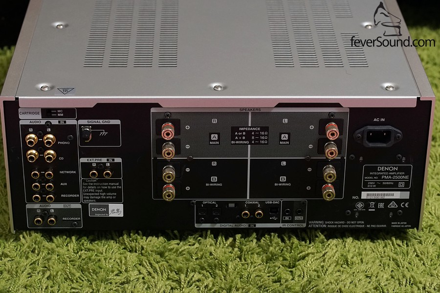 PMA-2500NE機背圖。