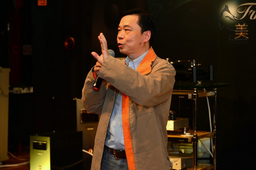 資深音響評論員 鍾一