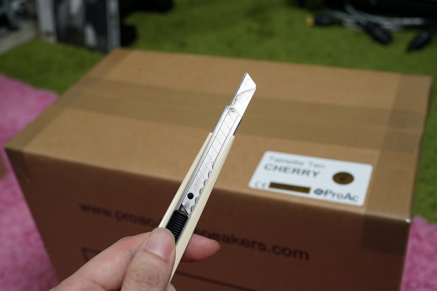 試新喇叭雖然金(因為要煲),但開箱卻有快感!