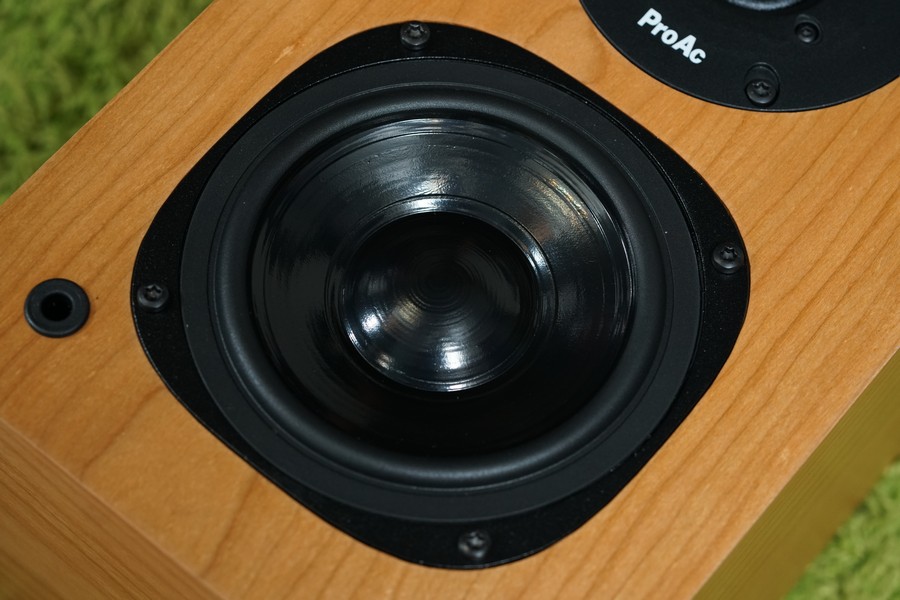 五吋中低音