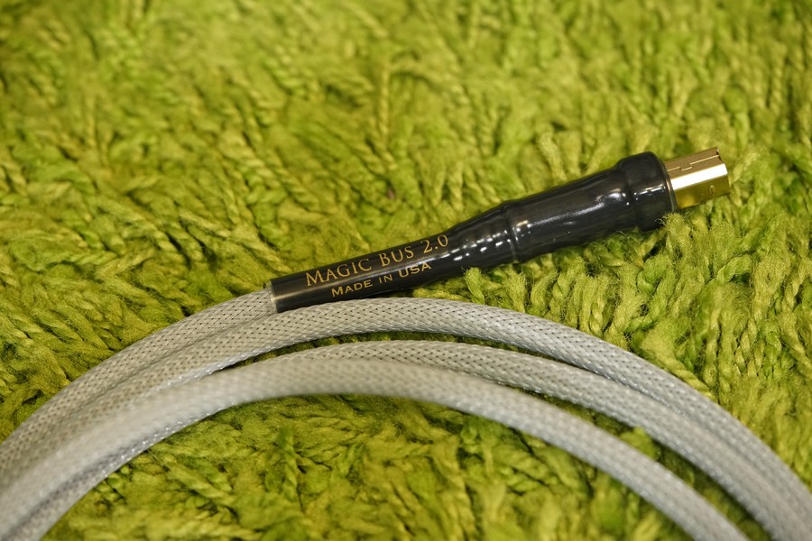 USB 線以鍍金插製造