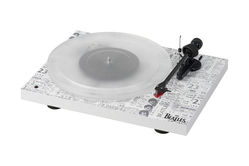 2C:Pro-Ject 與 The Beatles 合作推出的The Beatles 1964 Record player,必成焦點