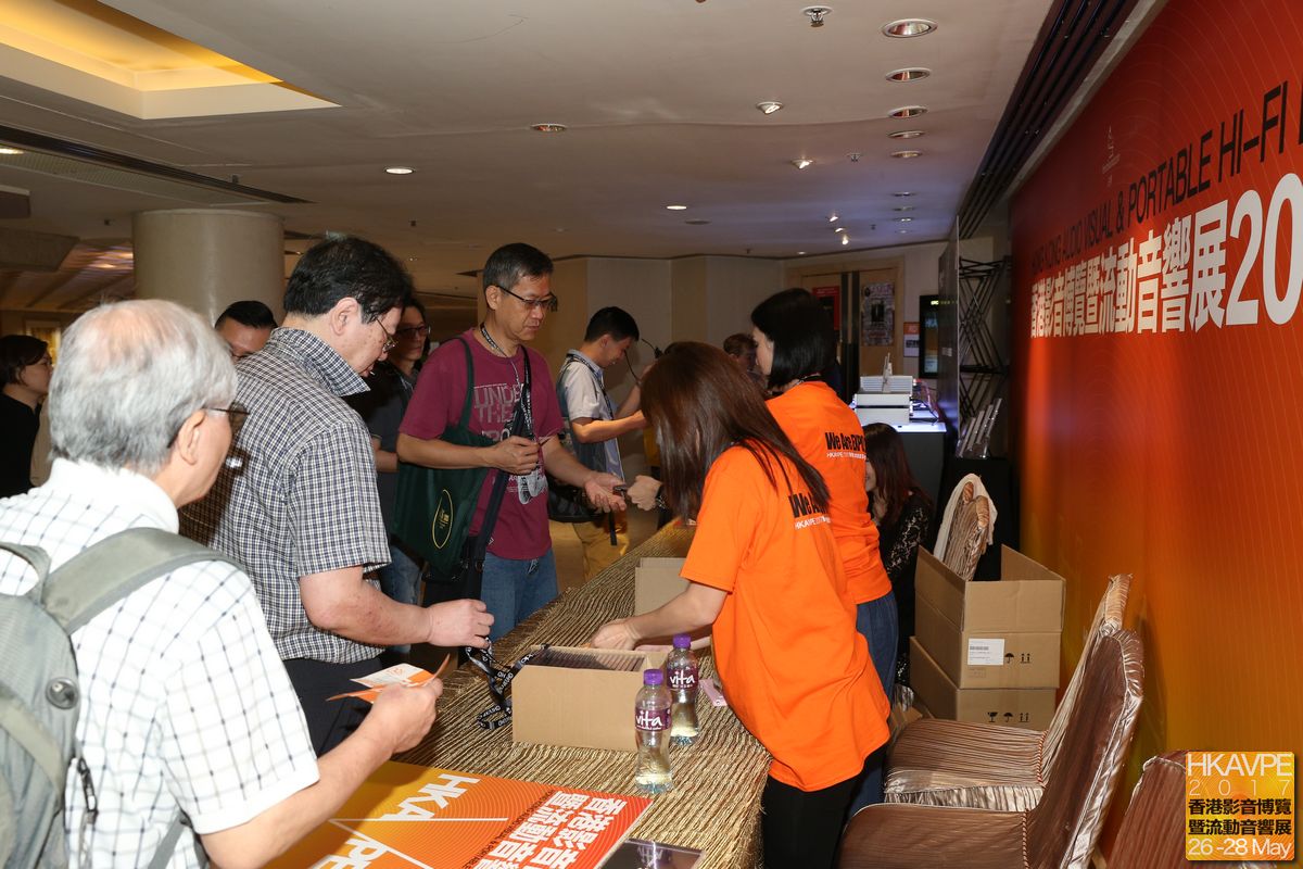 由於博覽分開兩間酒店舉行,大會安排所有CD在新加入的帝苑酒店換領