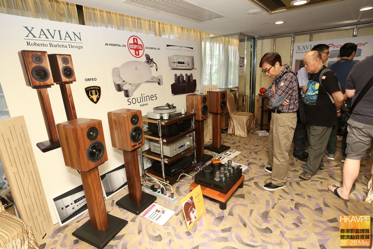 AV Hospital 院長展示的主系統包括捷克Xavian揚聲器、美國BAT擴音機,Pioneer的SACD/CD機,黑膠則是波蘭的Souline,好聲千萬別忘了韓國Codia機架也有功勞!