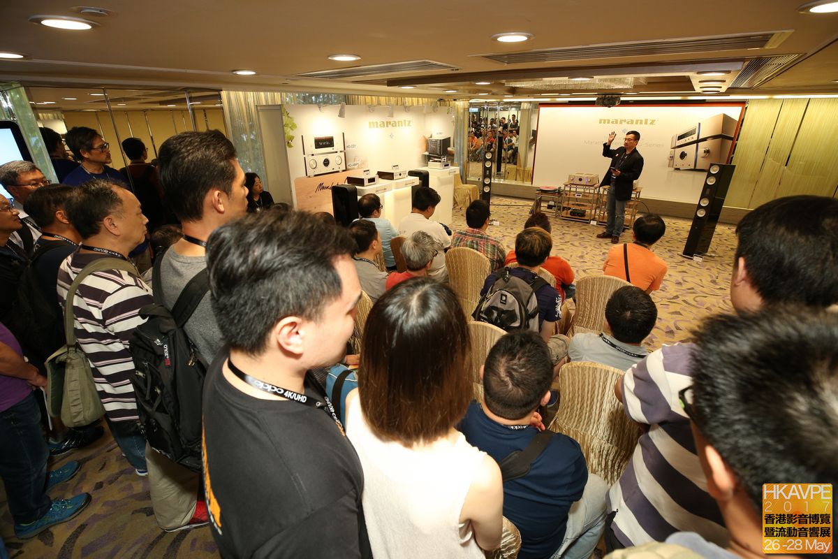 威廉Sir精彩的講解,加上靚器材,房間又試擠滿了發燒友
