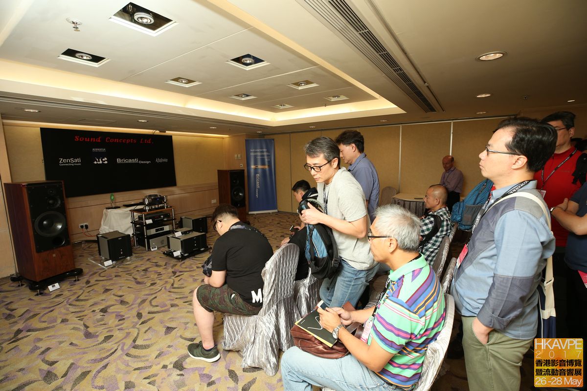 Sound Concepts Ltd.這間房除了有英國ATC SCM100外,還有美國Bricasti Design的一套解碼前級及單聲道後級,讓SCM100好好發揮