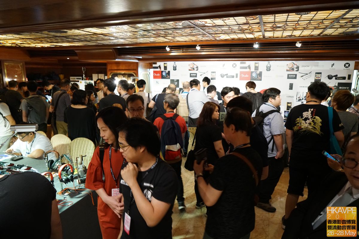 耳機區前身為法國餐廳,亦是FEVERSOUND舉辦「美樂會」的主場